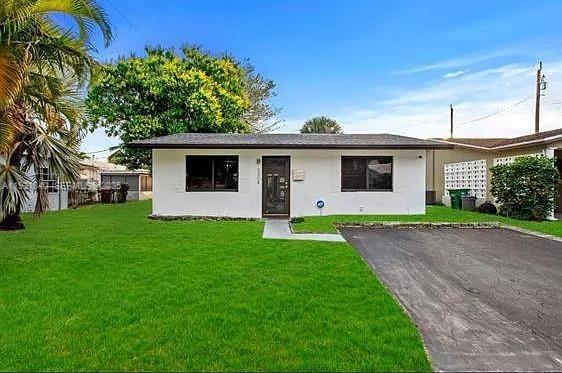 Building Photo - 5404 NW 25th Ave