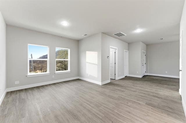 Building Photo - 158 Private Rd 1758