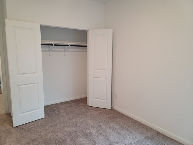 Building Photo - 221 Cordova Xing