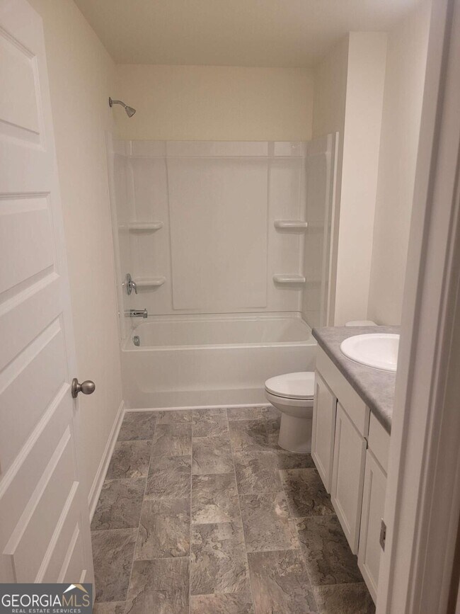 Building Photo - 2021 Vidalia Ct