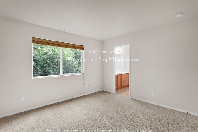 Building Photo - 16255 SW Whistling Swan Ln