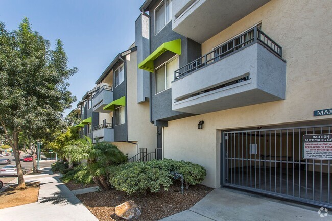 Building Photo - Golden Pacific Apartments