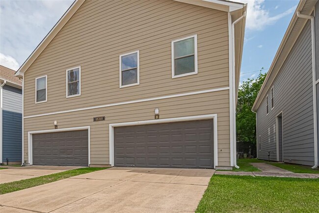 Building Photo - 15315 Addicks Stone Dr