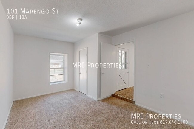 Building Photo - 101 Marengo St