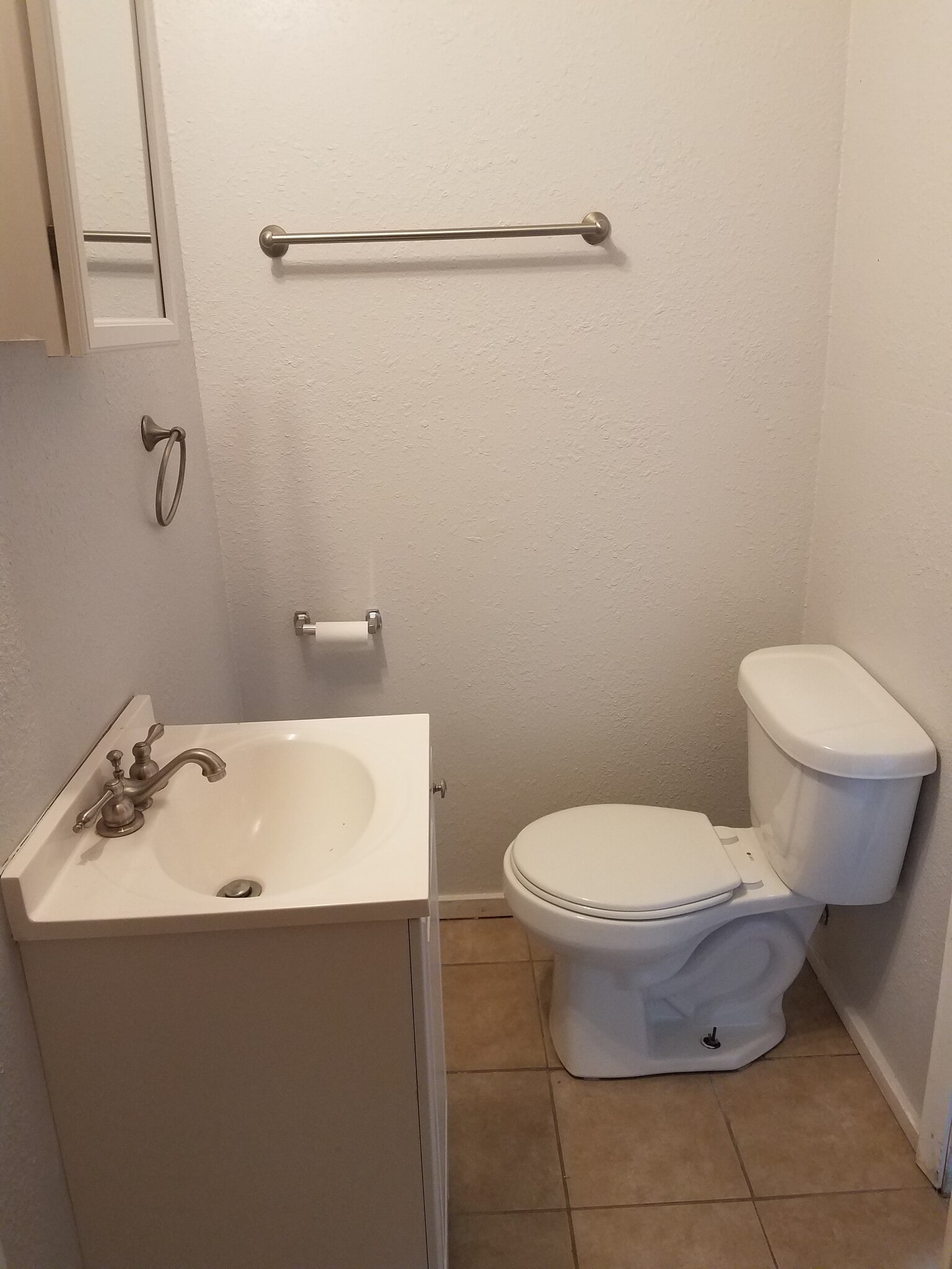 Building Photo - 420 W Crockett St