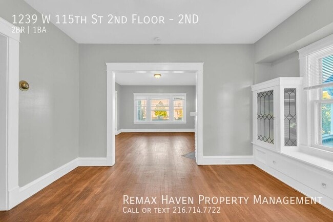 Building Photo - 1239 W 115th St