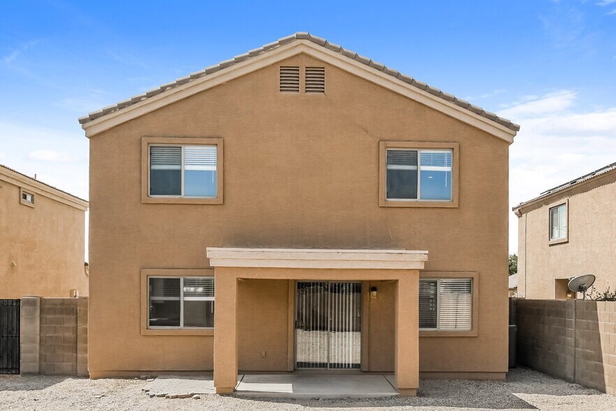 Building Photo - 43910 W Arizona Ave