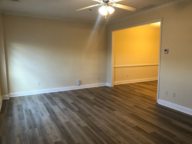 Building Photo - PRE-LEASING FOR AUGUST 2026!