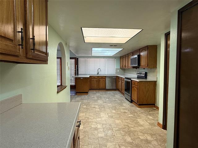Building Photo - 2114 Burrows Trail