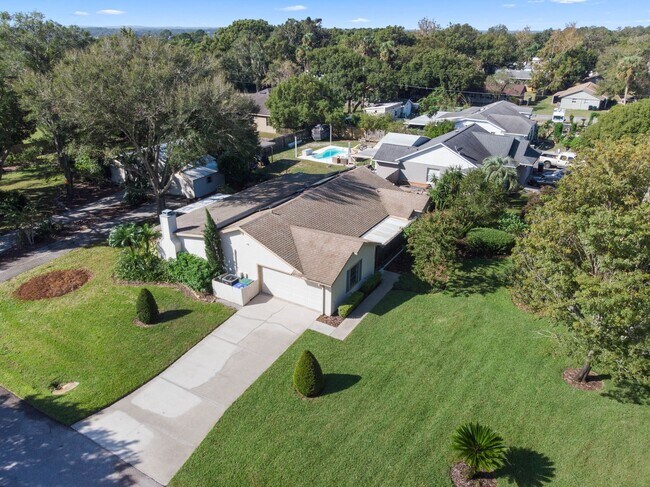 Building Photo - New Rental!