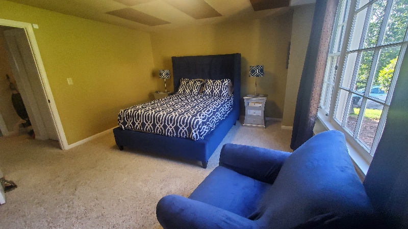 Building Photo - 4548 High Rock Terrace