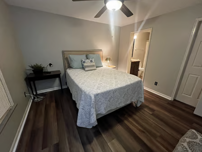 Primary Bedroom with Walk-In Closet - 4900 Pleasant St