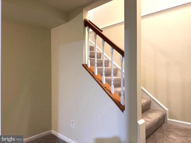 Building Photo - 5316 Ridley Ct