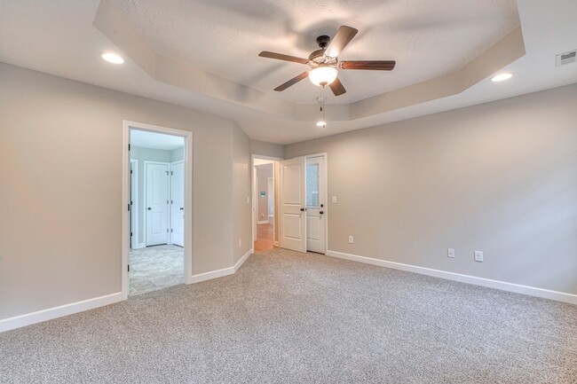 Building Photo - 1485 Round Rock Dr