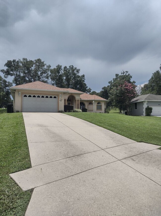 Building Photo - 8941 SW 191st Cir
