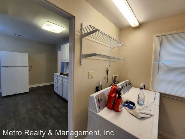 Building Photo - 2 br, 1 bath House - 1417 Lynnhurst Ave