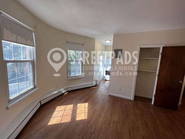 Building Photo - 1 bedroom in Boston MA 02130