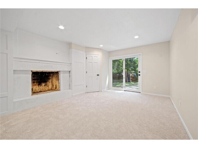 Building Photo - 17711 Creek Ridge Pass