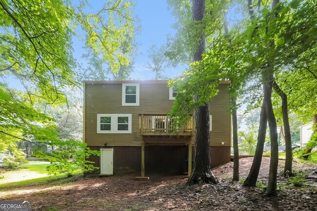 Building Photo - 694 Stoneside Dr
