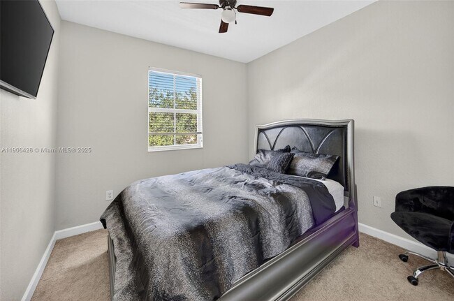 Building Photo - 379 NE 25th Terrace