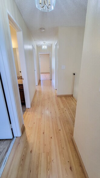 Upstaris Hallway - 203 Oriole Ct