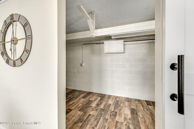 Building Photo - 458 Sandpiper Dr