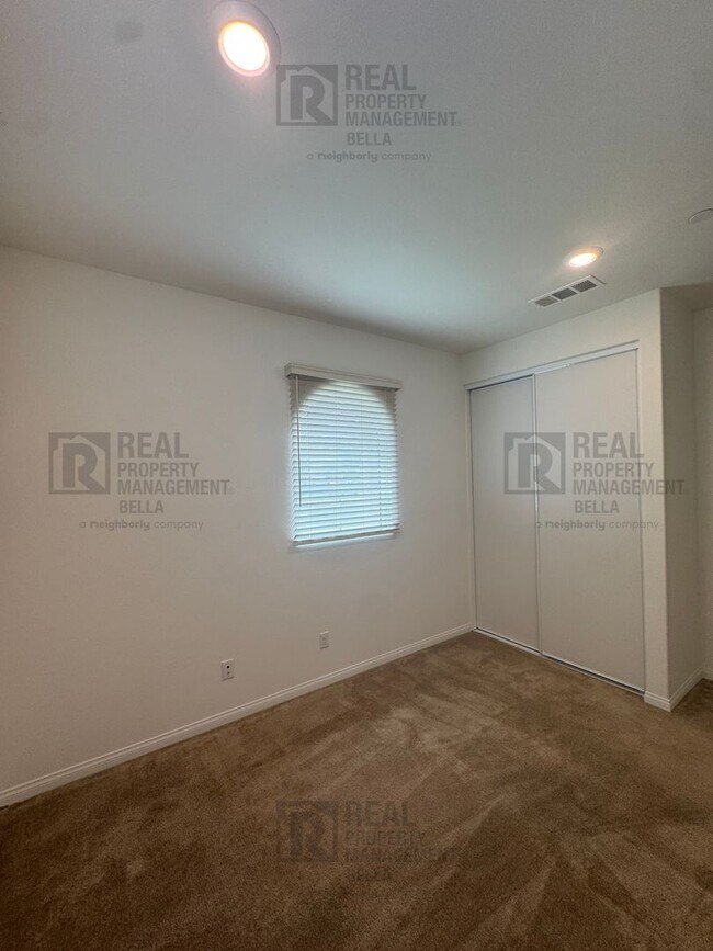 Building Photo - Modern Living in Menifee – 3 Bedrooms + De...