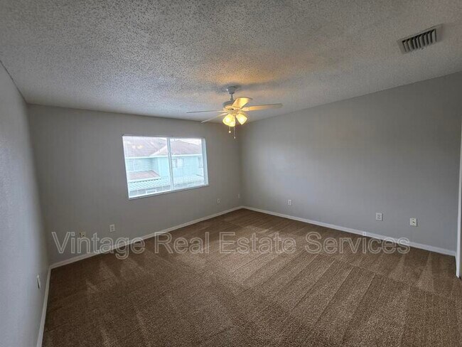 Building Photo - 2260 Fluorshire Dr