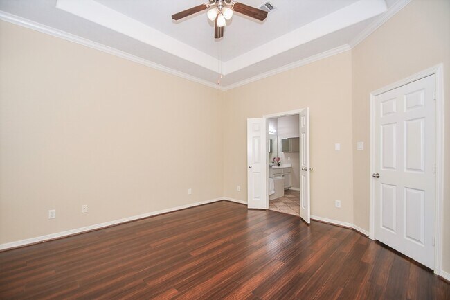 Building Photo - 20916 Sunrise Pine View Ln