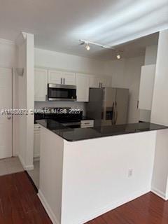 Building Photo - 780 S Sapodilla Ave