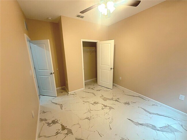 Building Photo - 5583 Toulouse Ln