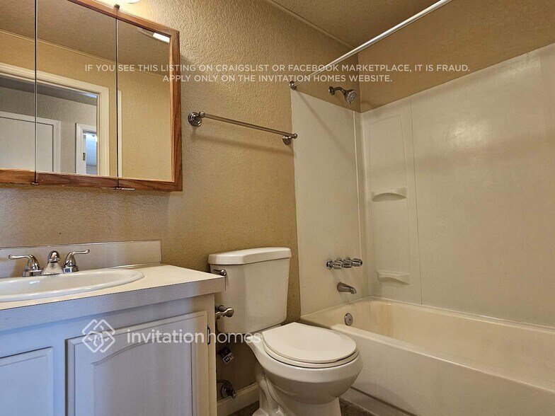 Building Photo - 1719 S 88th St