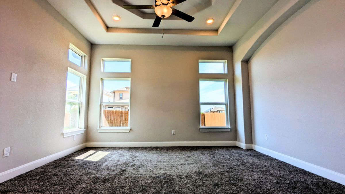 Building Photo - 6931 Comanche Cougar