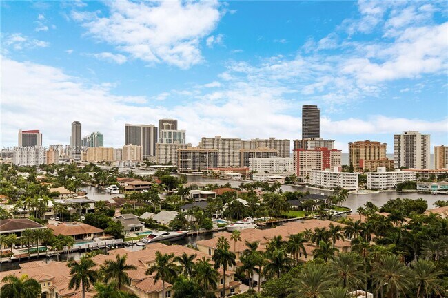 Building Photo - 21205 NE 37th Ave