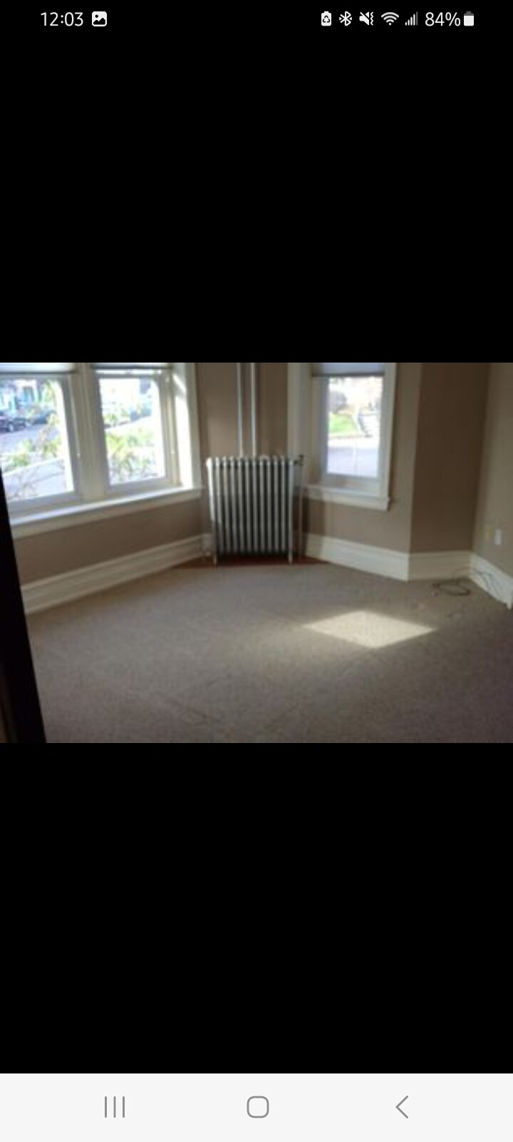 Bedrooms jo - 417 W Walnut St