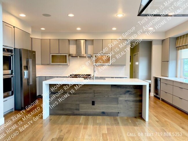 Building Photo - 1279 Foothills Farm Way