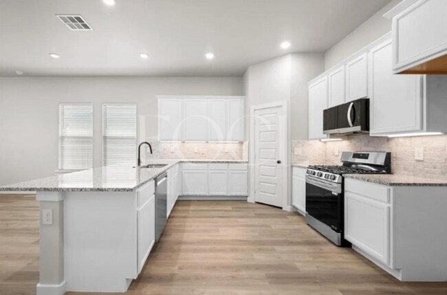 Building Photo - Luxury Home (Lubbock Cooper ISD)