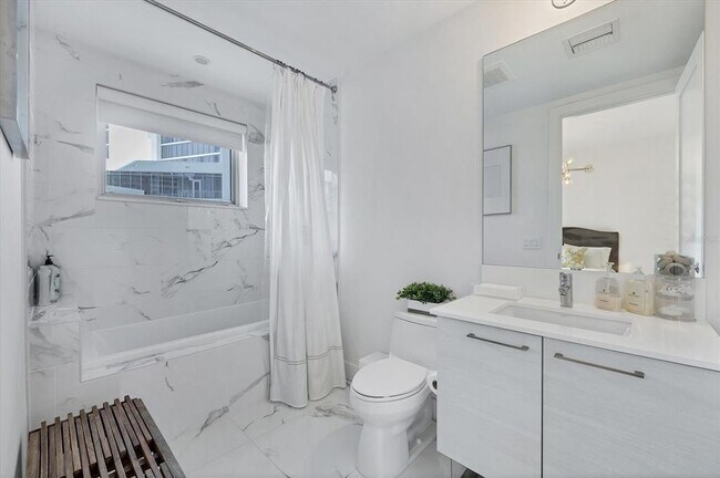 Building Photo - 1155 N Gulfstream Ave