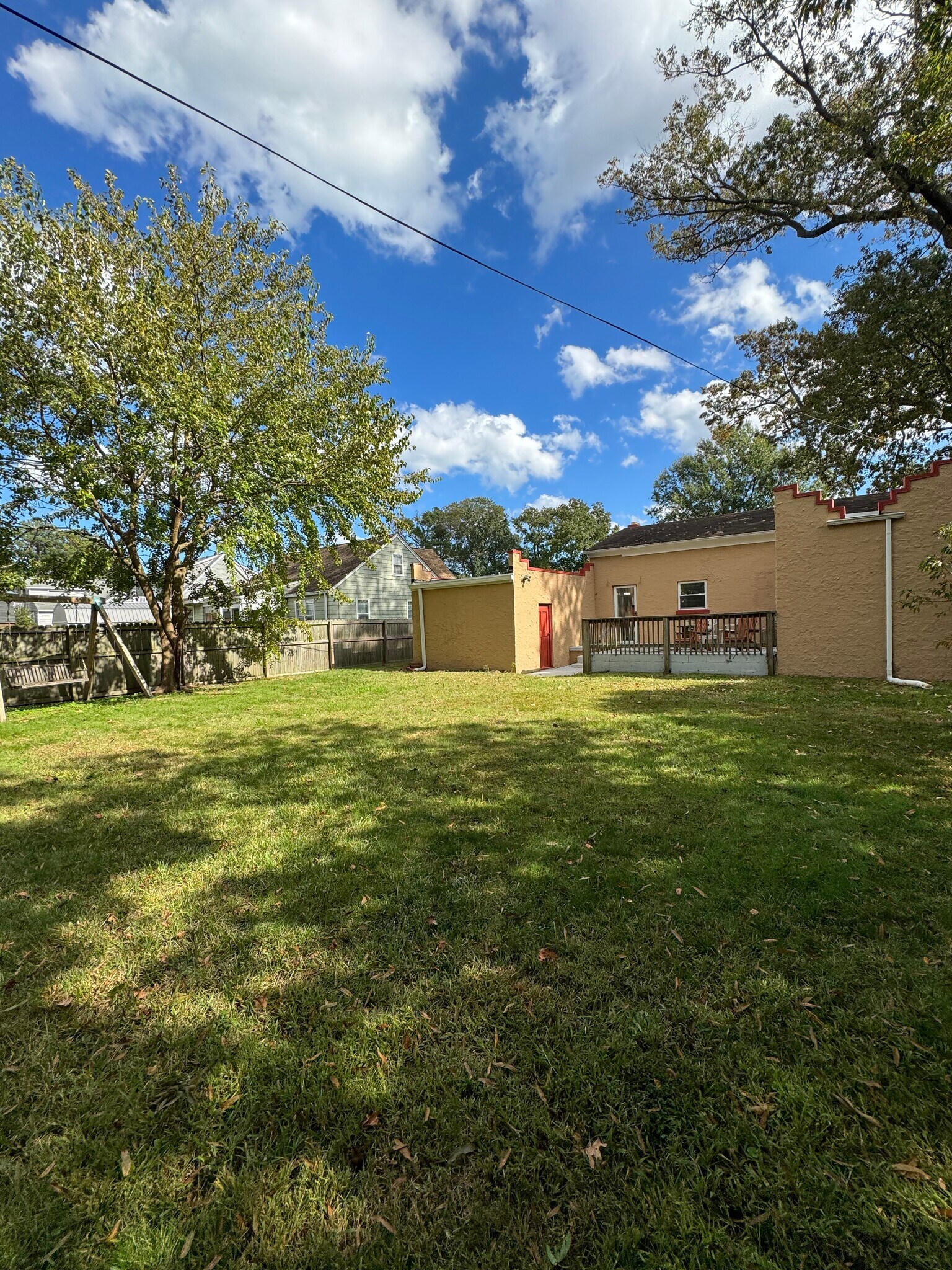 Building Photo - 9525 Sherwood Pl