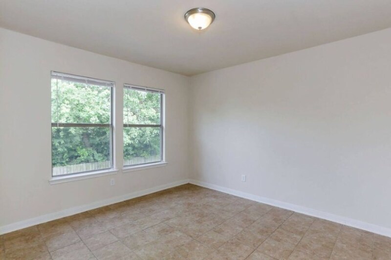 Building Photo - 3803 Hardy St