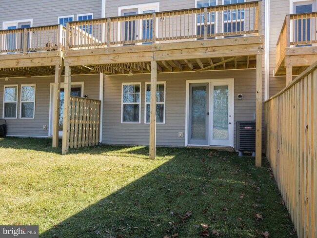 Building Photo - 127 Keller Ct