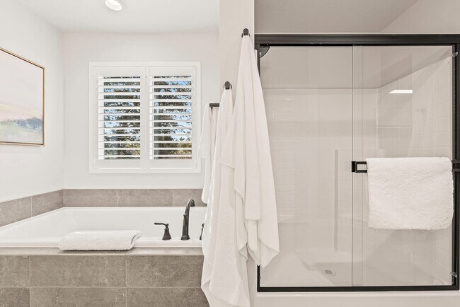 Building Photo - 10053 W Lyrical Dr