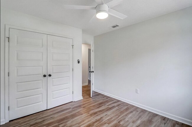 Building Photo - Georgetown Casa