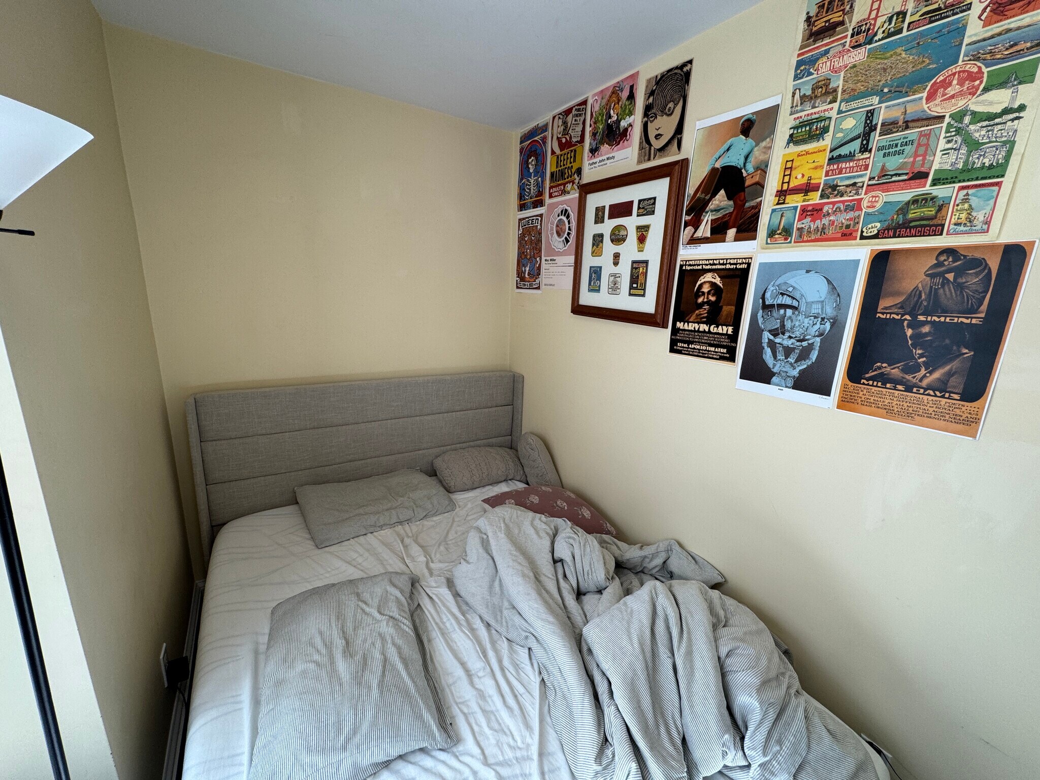 Building Photo - 183 River St