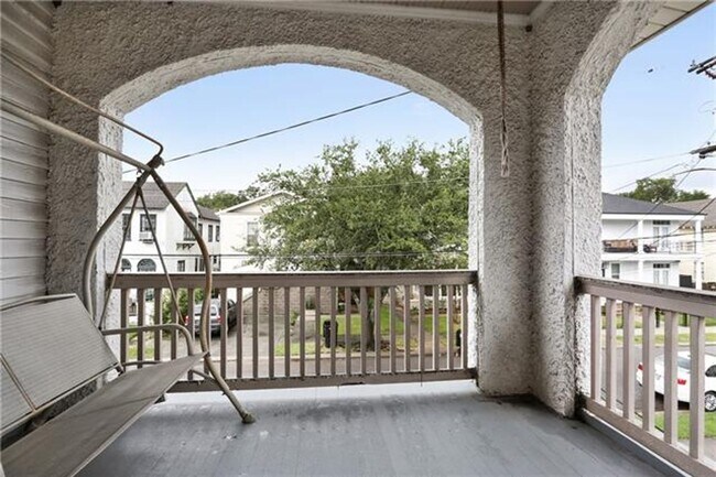 Building Photo - fst2315