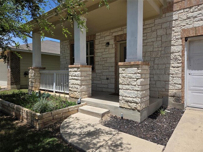 Building Photo - 108 Quarry Ln