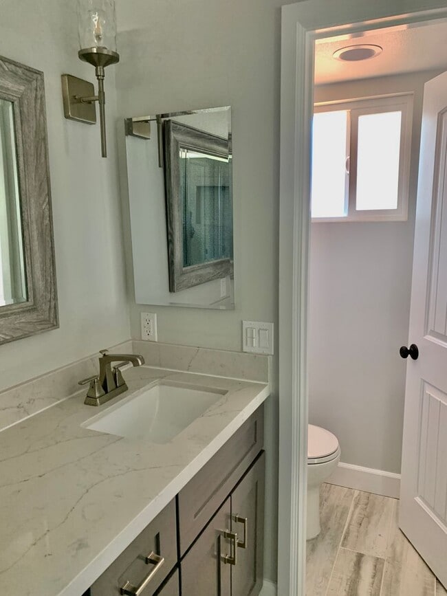 Building Photo - Newly Rebuilt 2 Story Home