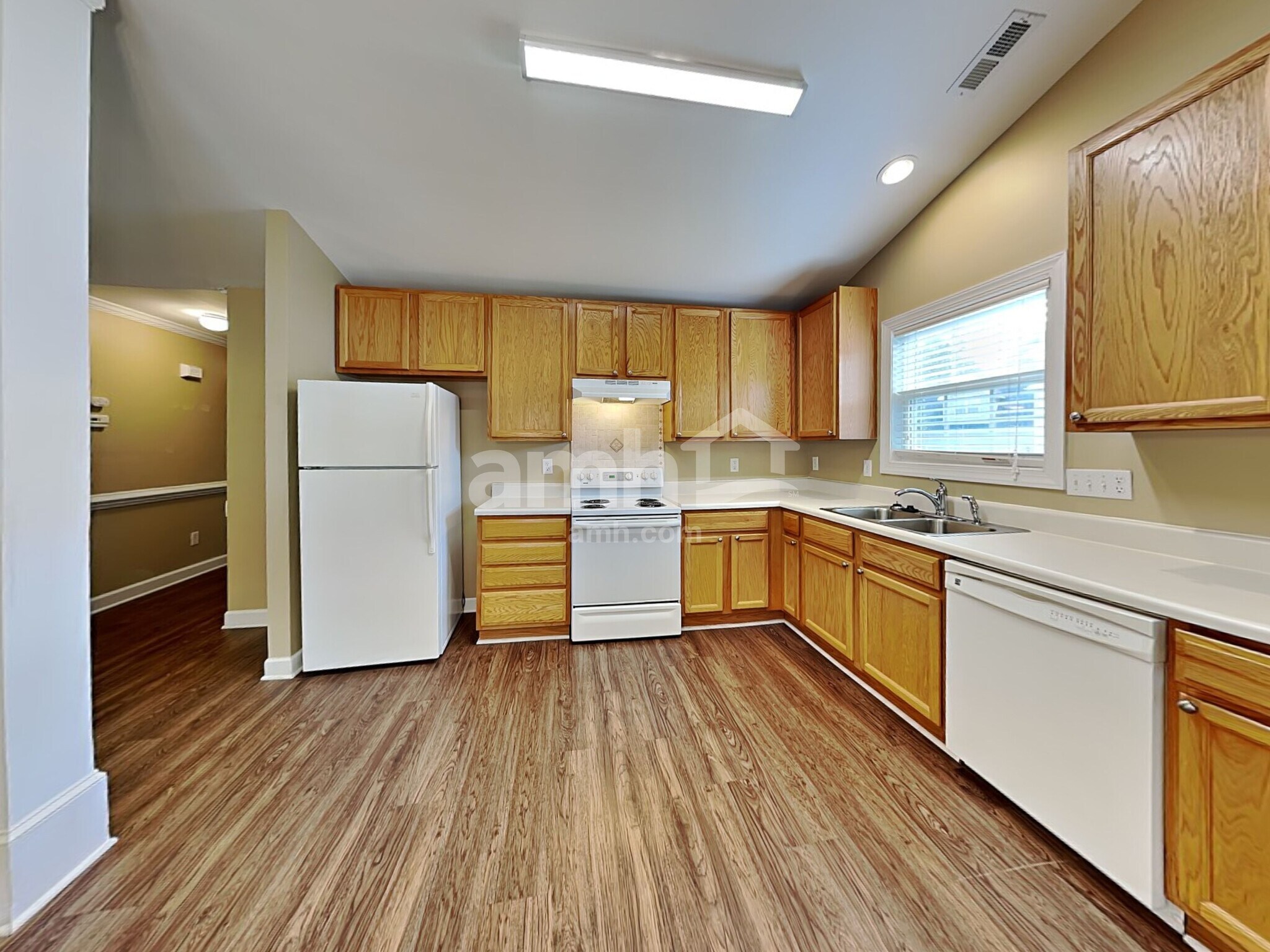 Building Photo - 101 Tyler Gate Ln