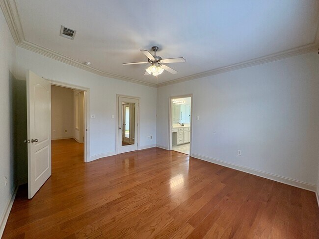 Master Bedroom - 40489 1513