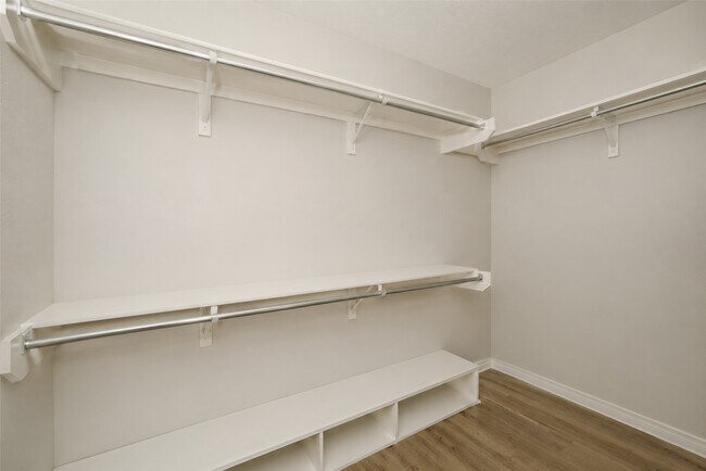 Building Photo - 17435 S Summit Canyon Dr